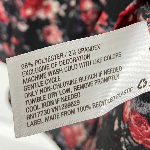 NWOT KNOX ROSE Top XXL Floral Embroidery Crochet Tiered Bow Lace Up Black Red - Picture 4 of 6